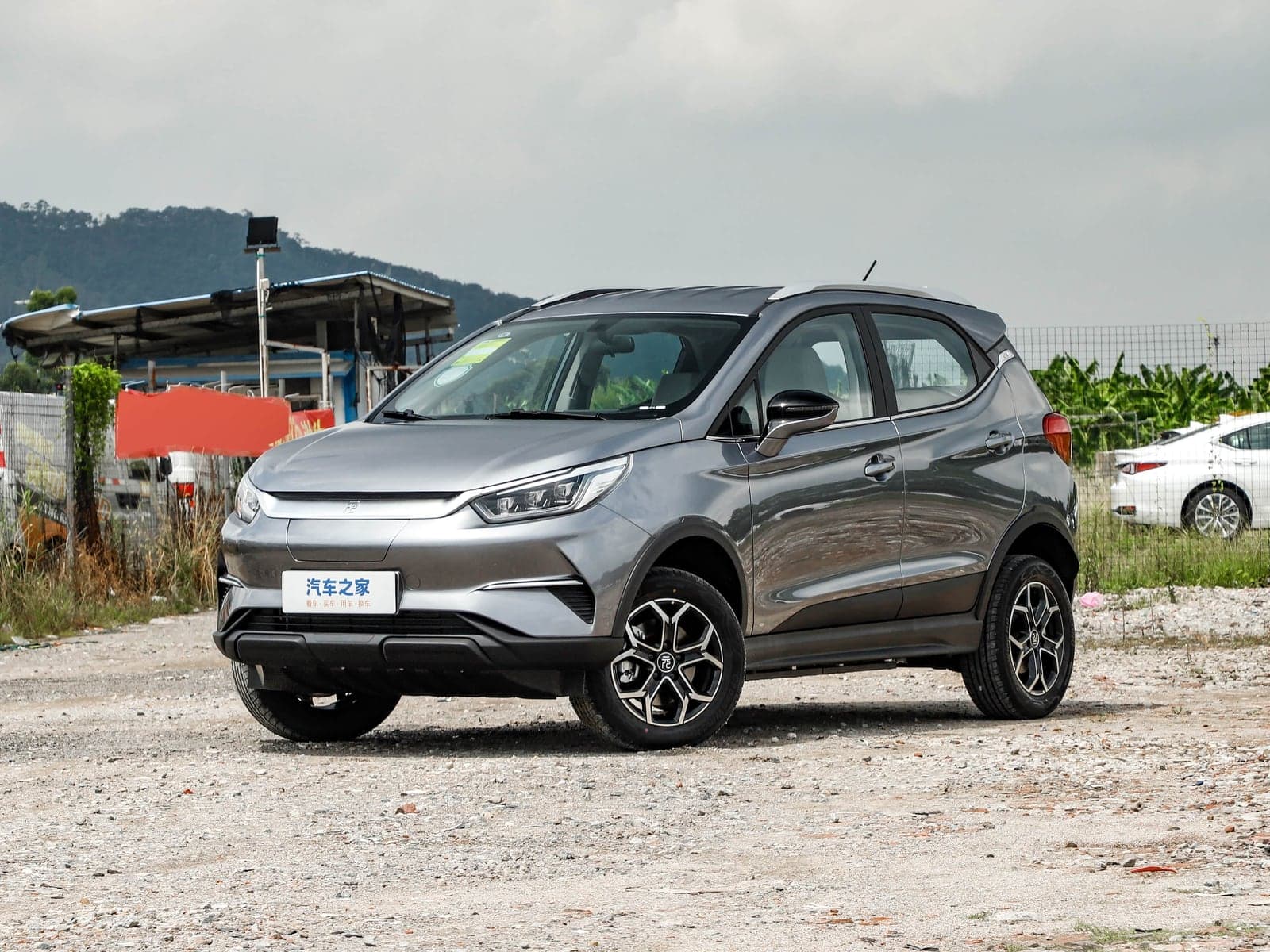 BYD Yuan Pro — реальное фото 1