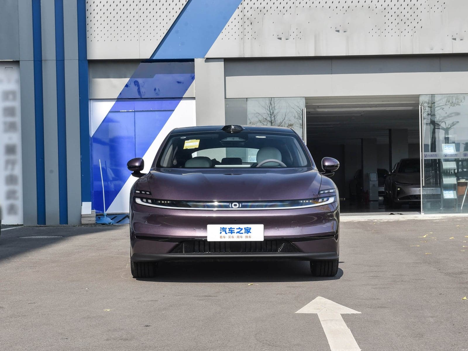 Changan Qiyuan A06 BEV — реальное фото 2