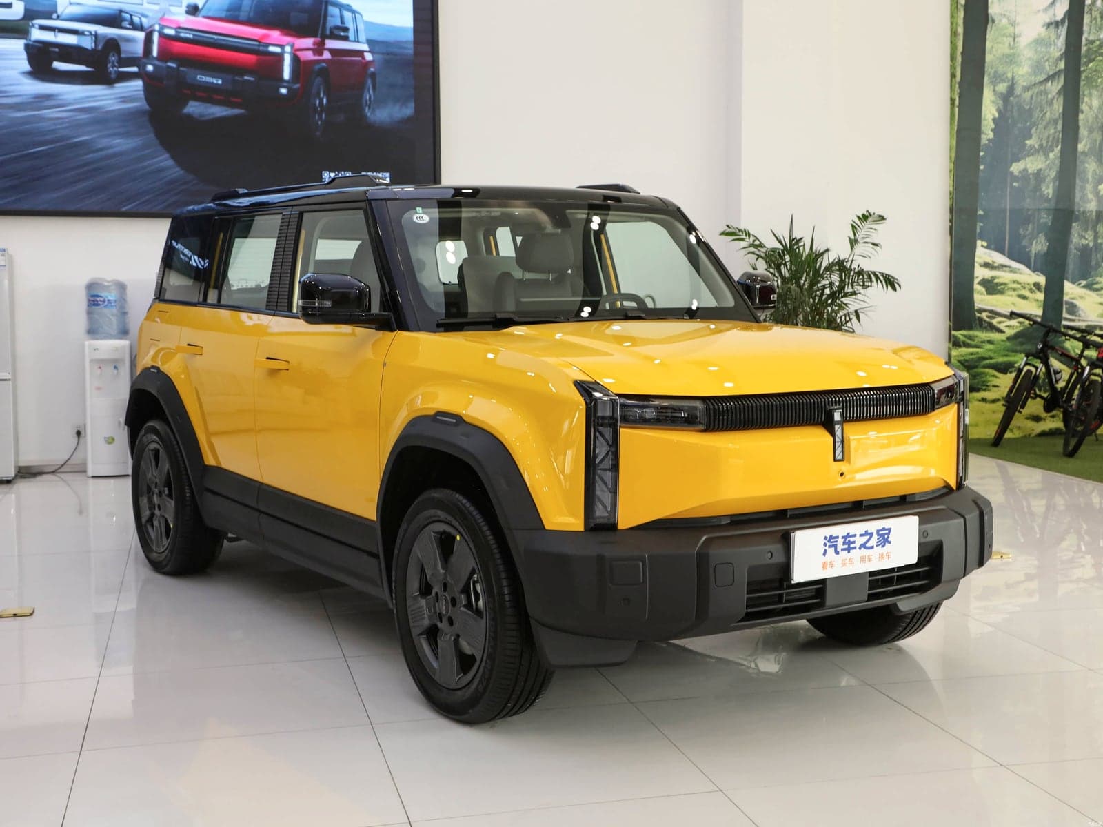 iCAR 03 — реальное фото 3