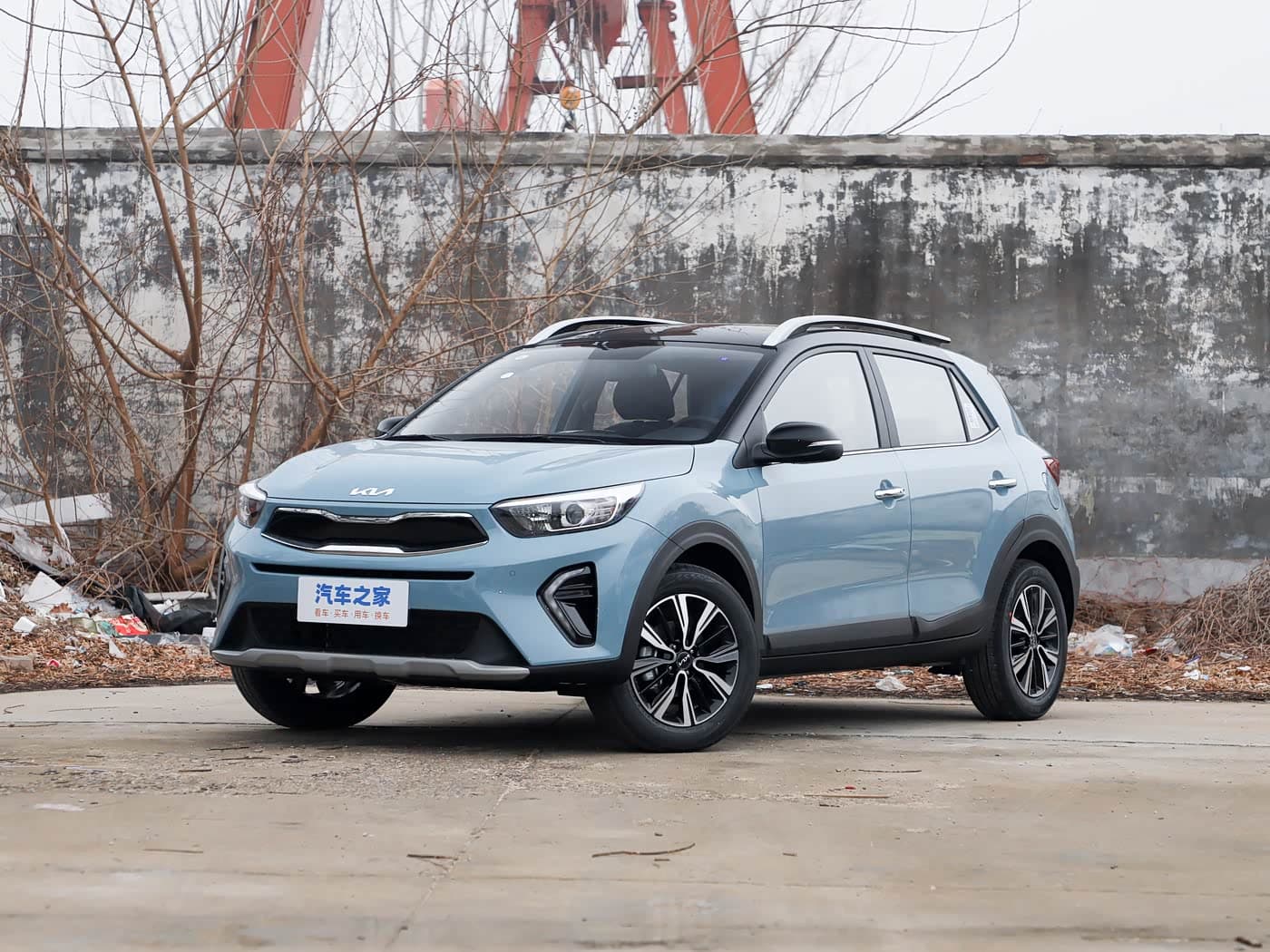 Kia KX1 — реальное фото 1