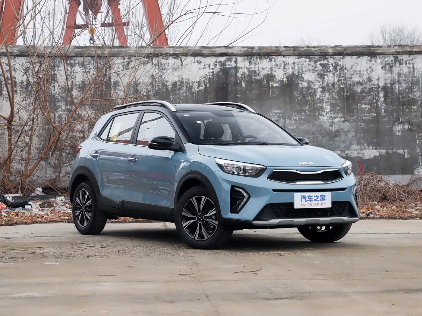 Kia KX1 — реальное фото 3