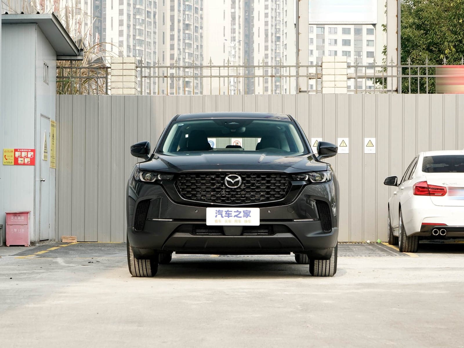 Mazda CX-50 — реальное фото 2