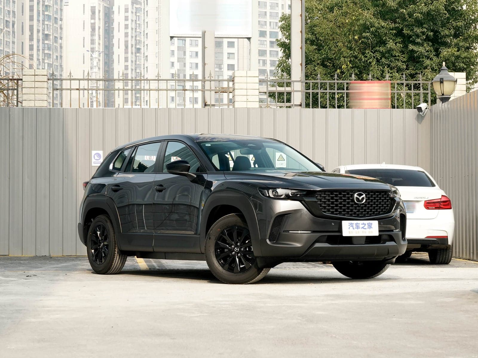 Mazda CX-50 — реальное фото 3