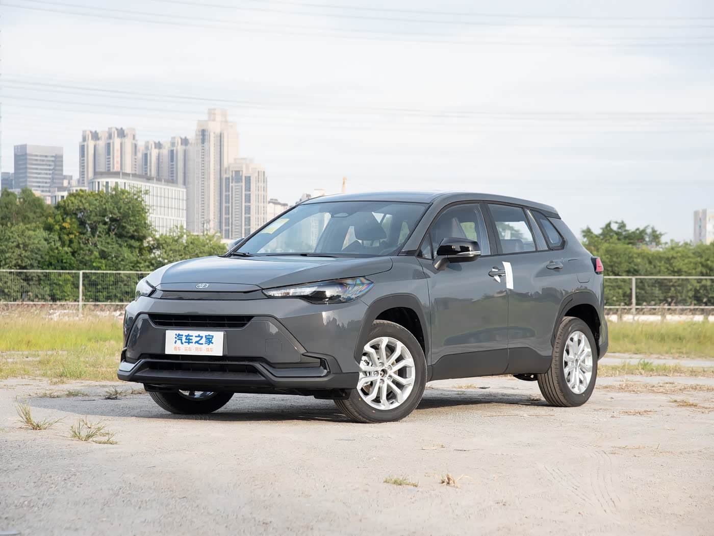 Toyota Frontlander — реальное фото 1