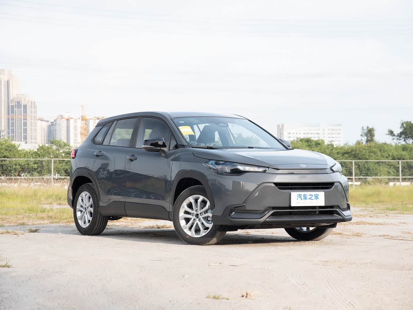 Toyota Frontlander — реальное фото 3