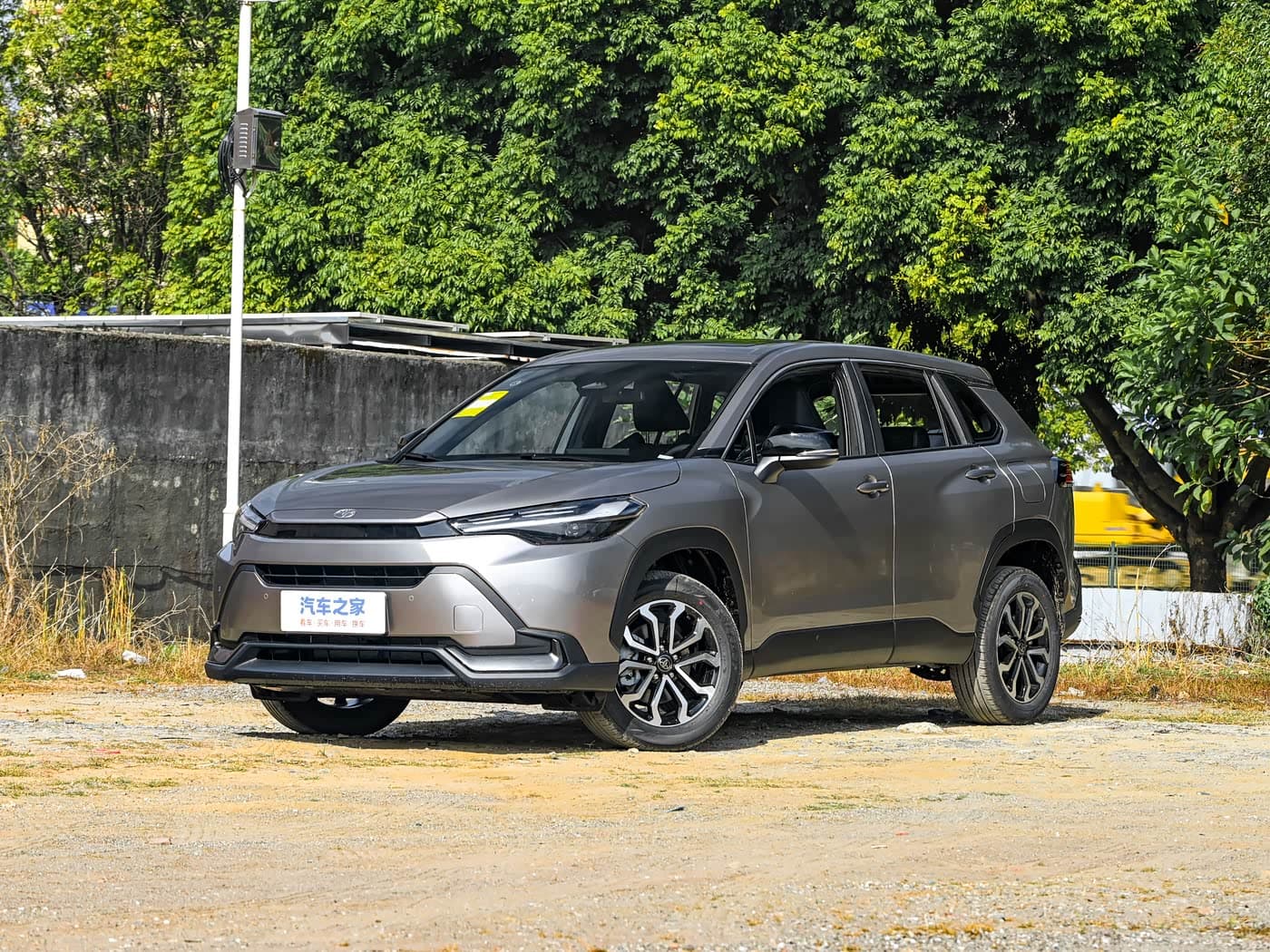 Toyota Frontlander 2026 · изображение из каталога; соответствие выбранной комплектации и цвету уточним до заказа