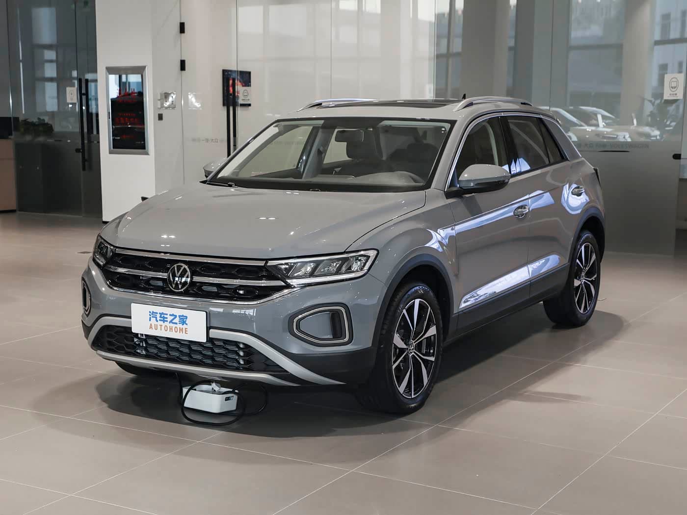 VW T-Roc — реальное фото 1